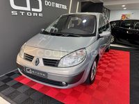 Usado Renault Grand Scénic II Dynamique 135 CV (99 kW) 2005 Gris / plata Monovolumen