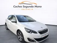 Usado Peugeot 308 Allure 120 CV (88 kW) 2015 Blanco Utilitario
