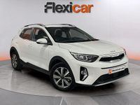 Usado Kia Stonic 101 CV (74 kW) 2022 Blanco SUV