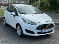 Usado Ford Fiesta 75 CV (55 kW) 2015 Blanco Utilitario