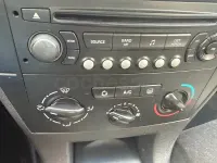 Usado Citroën C4 110 CV (80 kW) 2005 Gris / plata Berlina