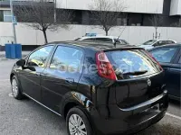 Usado Fiat Punto Dynamic 85 CV (62 kW) 2006 Negro Utilitario