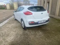 Usado Kia Ceed GT 128 HP (94 kW) 2014 Branco Sedan
