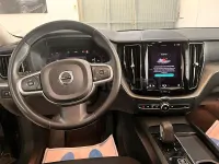Usado Volvo XC60 Momentum 197 CV (144 kW) 2022 Blanco SUV