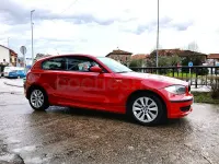 Usado BMW 118 143 CV (105 kW) 2010 Rojo Utilitario