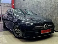 Usado Mercedes C200 163 CV (119 kW) 2023 Negro Familiar