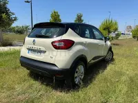 Usado Renault Captur Zen 90 CV (66 kW) 2014 Beige SUV