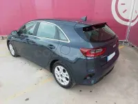 Usado Kia Ceed 100 CV (73 kW) 2021 Blanco Utilitario