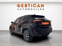Usado Toyota Yaris Cross Active 116 CV (85 kW) 2024 Negro SUV