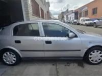 Usado Opel Astra Comfort 100 CV (73 kW) 2002 Gris / plata Berlina