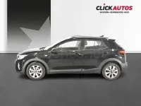 Usado Kia Stonic 100 CV (73 kW) 2025 Negro SUV