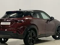 Usado Nissan Juke Tekna 114 CV (83 kW) 2025 Burgundy (metalizado) techo mi SUV