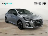 Usado Peugeot 208 Allure 101 CV (74 kW) 2024 Gris Utilitario