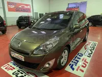 Usado Renault Grand Scénic Dynamique 130 CV (95 kW) 2011 Marrón Monovolumen