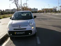 Usado Fiat 500L Lounge 95 CV (69 kW) 2016 Gris Monovolumen