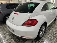 Usado VW Beetle Design 110 CV (80 kW) 2016 Blanco Utilitario