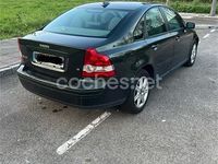 Usado Volvo S40 Momentum 125 CV (91 kW) 2004 Verde Berlina