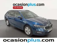 Usado Skoda Octavia Ambition 116 CV (85 kW) 2024 Azul Familiar