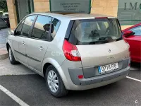 Usado Renault Scénic Privilege 150 CV (110 kW) 2007 Beige Monovolumen