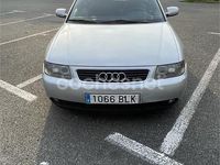 Usado Audi A3 Ambiente 130 CV (95 kW) 2001 Gris / plata Utilitario