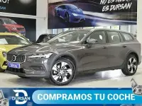 Usado Volvo V60 CC Core 197 CV (144 kW) 2024 Marrón Familiar