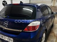 Usado Opel Astra Cosmo 100 CV (73 kW) 2004 Azul Berlina