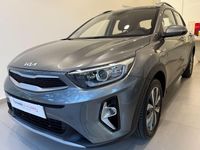Usado Kia Stonic 84 CV (61 kW) 2023 Gris SUV