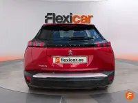 Usado Peugeot 2008 Active 101 CV (74 kW) 2023 Rojo SUV