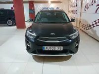 Usado Kia Stonic 100 CV (73 kW) 2020 Negro SUV