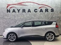 Usado Renault Grand Scénic IV Zen 130 CV (95 kW) 2018 Gris / plata Monovolumen