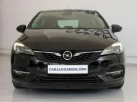 Usado Opel Astra Design & Tech 110 CV (80 kW) 2022 Negro Utilitario