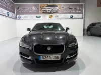 Usado Jaguar XE R-Sport 180 CV (132 kW) 2016 Negro Berlina