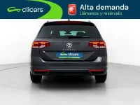 Usado VW Passat Executive 122 CV (89 kW) 2023 Gris Familiar