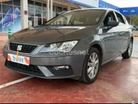 Usado Seat Leon Style 110 CV (80 kW) 2017 Gris / plata Berlina
