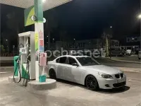 Usado BMW 525 177 CV (130 kW) 2006 Gris / plata Familiar
