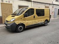 Usado Opel Vivaro 120 CV (88 kW) 2017 Amarillo Monovolumen