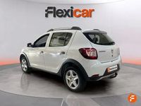 Usado Dacia Sandero Stepway 90 HP (66 kW) 2016 Branco