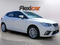 Usado Seat Ibiza Reference 95 CV (69 kW) 2017 Blanco Berlina
