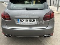 Käytetty Porsche Cayenne Turbo S 550 HP (404 kW) 2013 Harmaa Katumaasturi