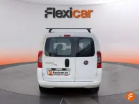 Usado Fiat Qubo Dynamic 80 CV (58 kW) 2017 Blanco Monovolumen