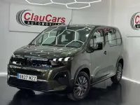 Usado Peugeot Rifter Allure 102 CV (75 kW) 2025 Verde Monovolumen