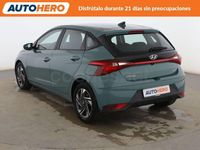 Usado Hyundai i20 101 CV (74 kW) 2022 Verde Berlina