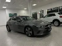 Usado Mercedes A200 150 CV (110 kW) 2021 Gris / plata Berlina