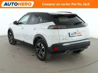 Usado Peugeot 2008 GT-line 131 CV (96 kW) 2020 Blanco SUV