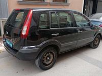 Usado Ford Fusion 80 CV (58 kW) 2012 Negro Utilitario