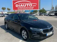 Usado Skoda Octavia Ambition 150 CV (110 kW) 2020 Negro Berlina