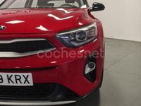 Usado Kia Stonic 100 CV (73 kW) 2018 Rojo SUV