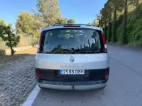 Usado Renault Espace Expression 150 CV (110 kW) 2004 Gris / plata Monovolumen