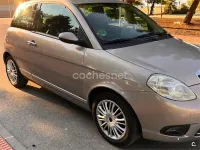 Usado Lancia Ypsilon 69 CV (50 kW) 2011 Beige Utilitario