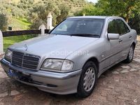 Usado Mercedes C180 Elegance 122 CV (89 kW) 1998 Blanco Berlina